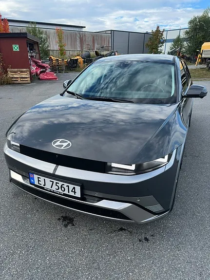 Hyundai Ioniq 5 2025 photo 2