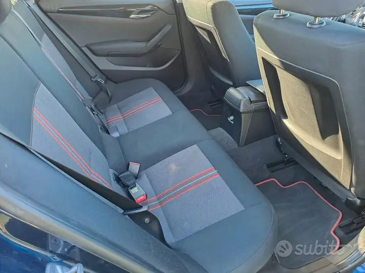 BMW X1 2014 photo 4