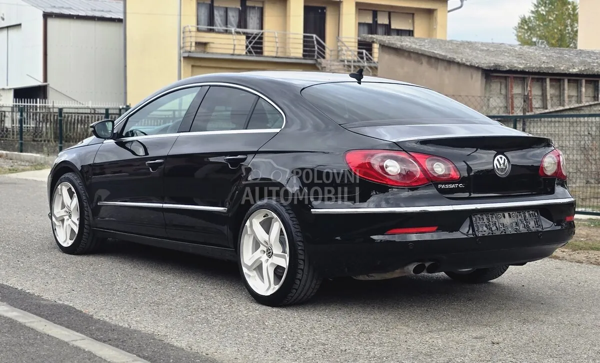 Volkswagen Passat Cc 2010 photo 4