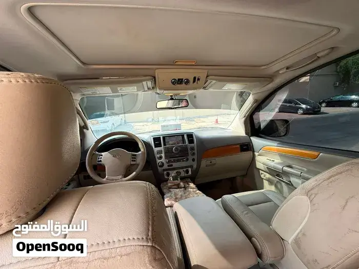 Infiniti Qx56 2009 photo 2