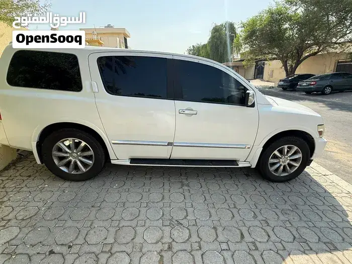 Infiniti Qx56