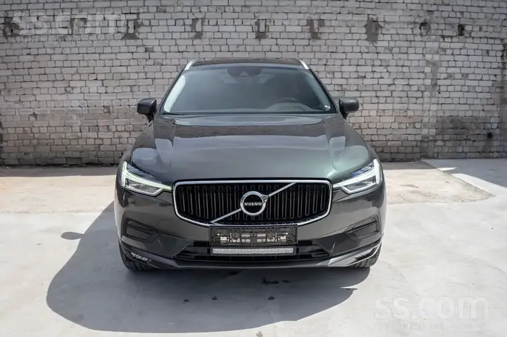 Volvo Xc60 2018 photo 2