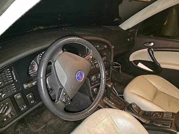 Saab 9-5 2008 photo 2