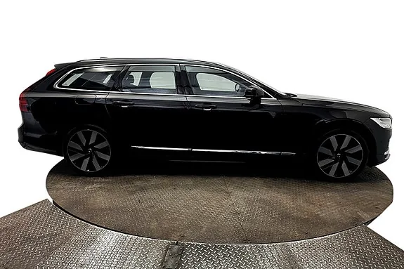 Volvo V90 2025 photo 5