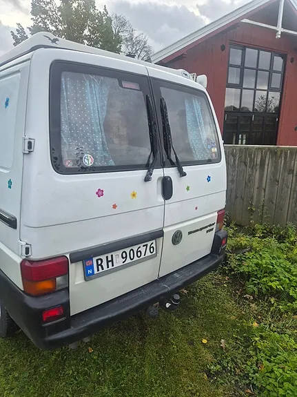 Volkswagen Caravelle 2000 photo 2