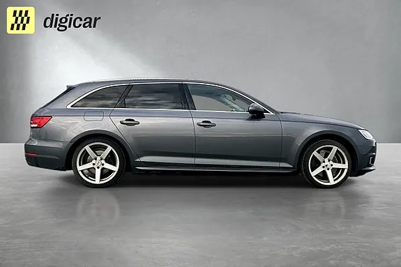 Audi A4 2018 photo 2