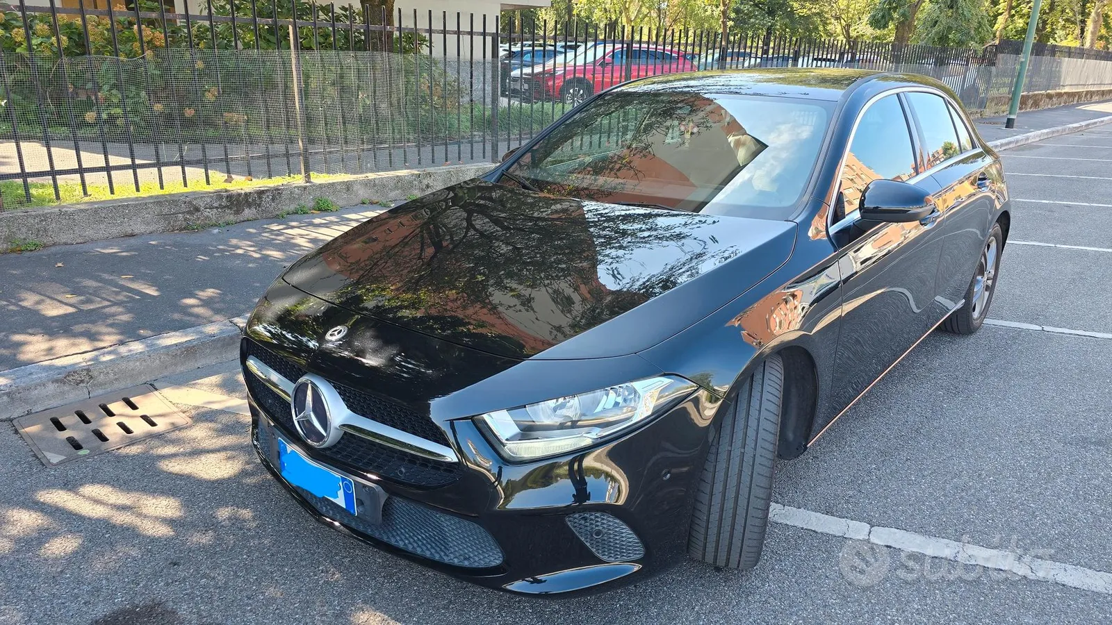 Mercedes-Benz A180