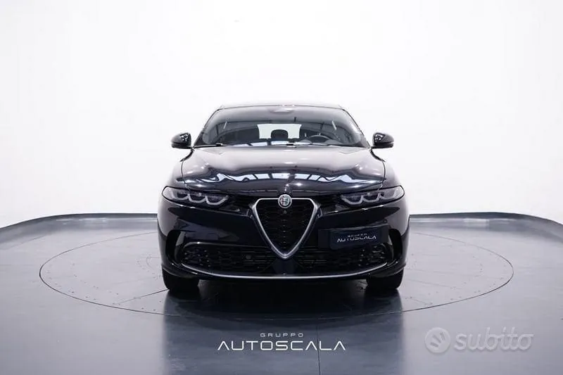 Alfa Romeo Tonale 2024 photo 2
