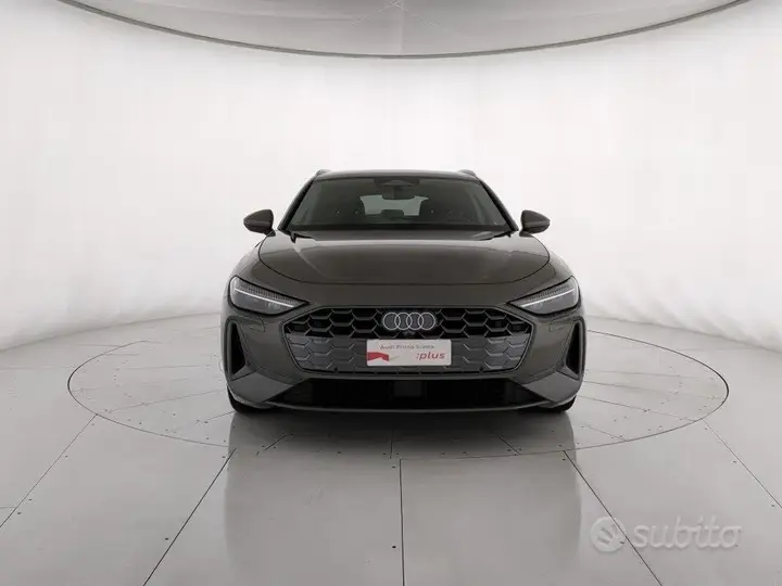 Audi A5 Avant 2025 photo 2