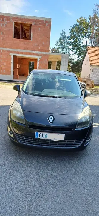 Renault Grand Scénic 2011 photo 3