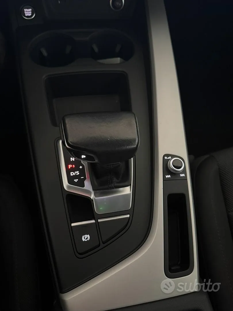 Audi A4 Avant 2021 photo 4