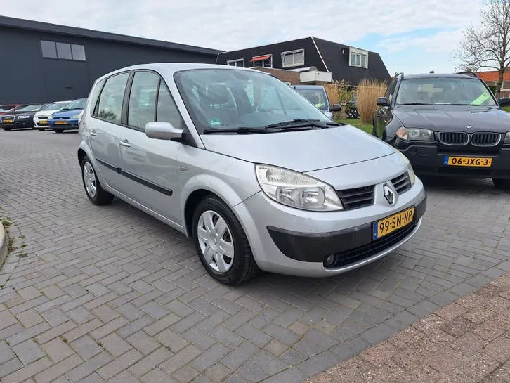 Renault Scenic 2006 photo 2