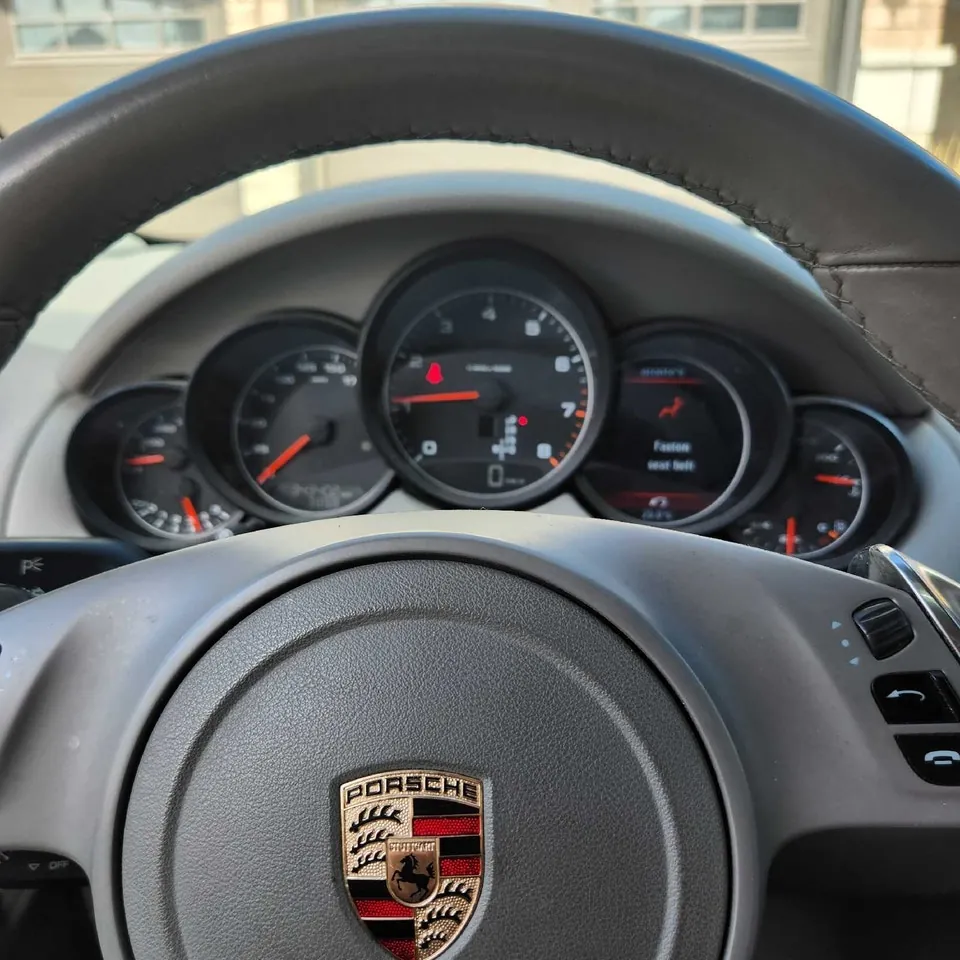 Porsche Cayenne 2011 photo 5
