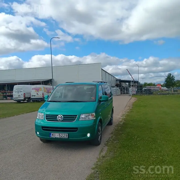 Volkswagen T5 2006 photo 2