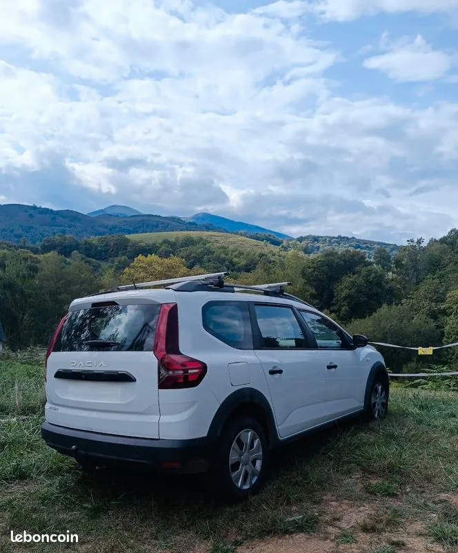 Dacia Jogger 2023 photo 2