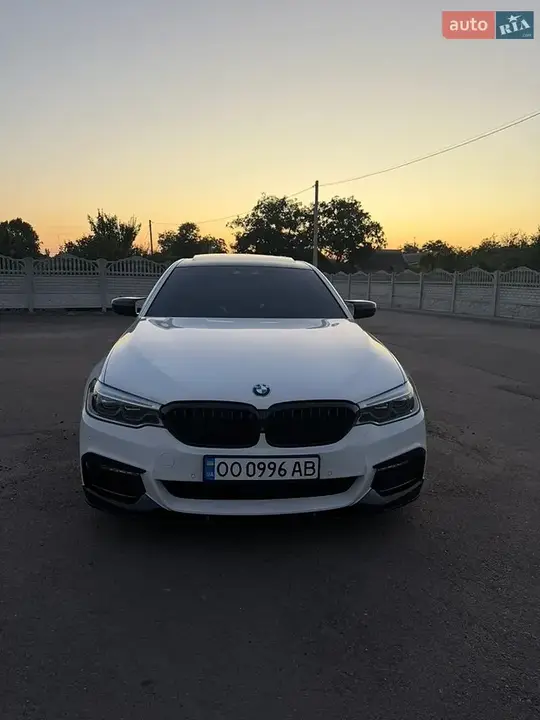 BMW 5 Series 2017 photo 2
