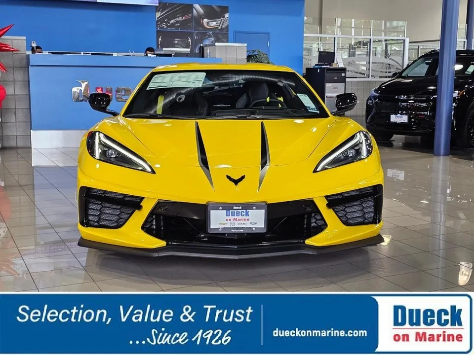 Chevrolet Corvette Stingray 2026 photo 2