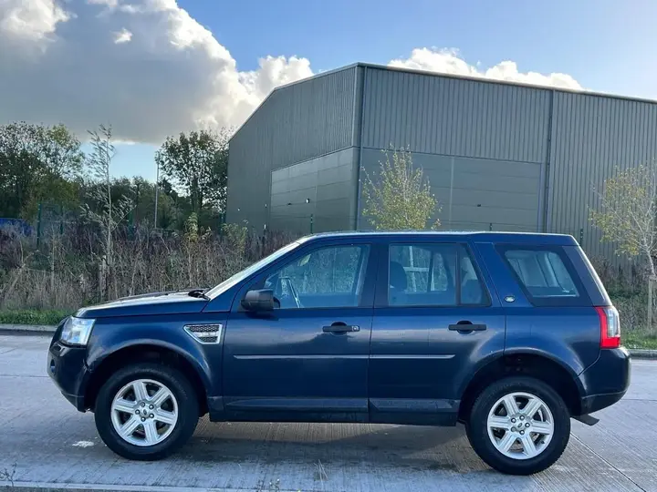 Land Rover Freelander 2 2009 photo 4
