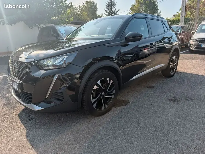 Peugeot 2008 2022 photo 2