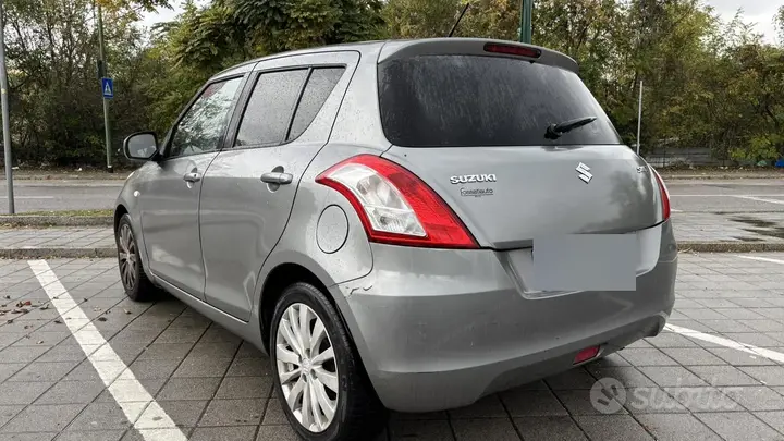 Suzuki Swift 2010 photo 5
