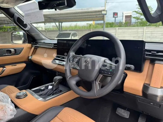 Mitsubishi Pajero 2026 photo 4