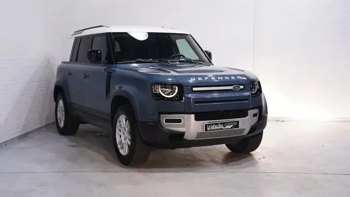 Land Rover Defender 2021 photo 2