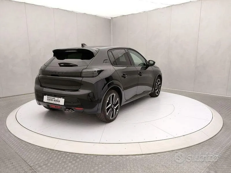 Peugeot 208 2025 photo 4