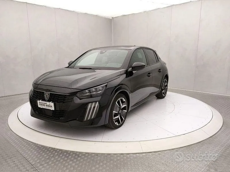 Peugeot 208 2025 photo 3