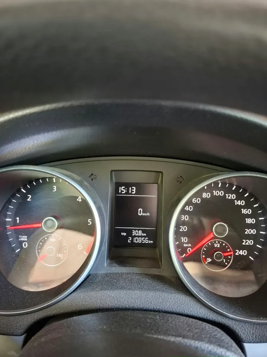 Volkswagen Golf 2011 photo 3