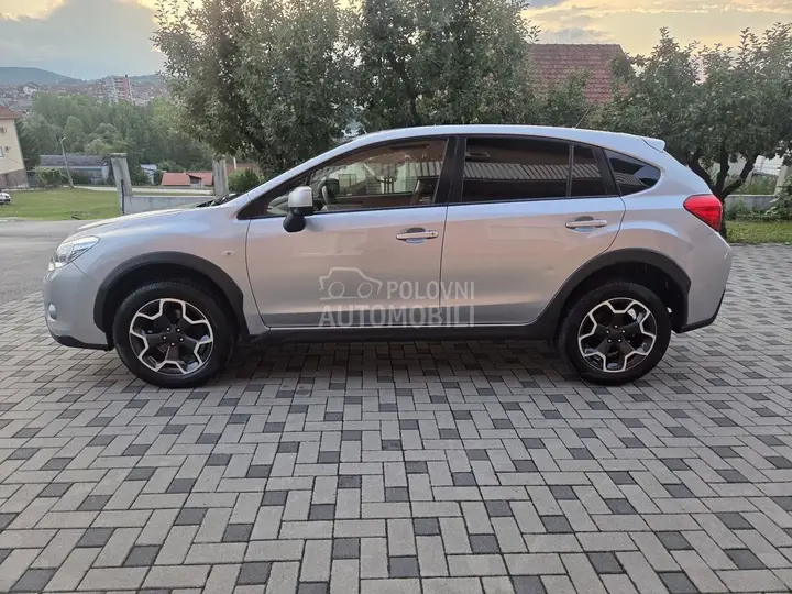 Subaru Xv 2012 photo 4