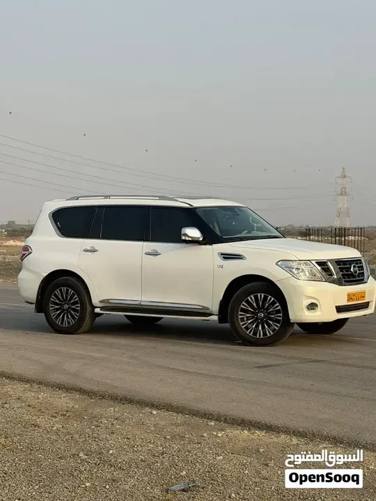 Nissan Patrol 2010 photo 3