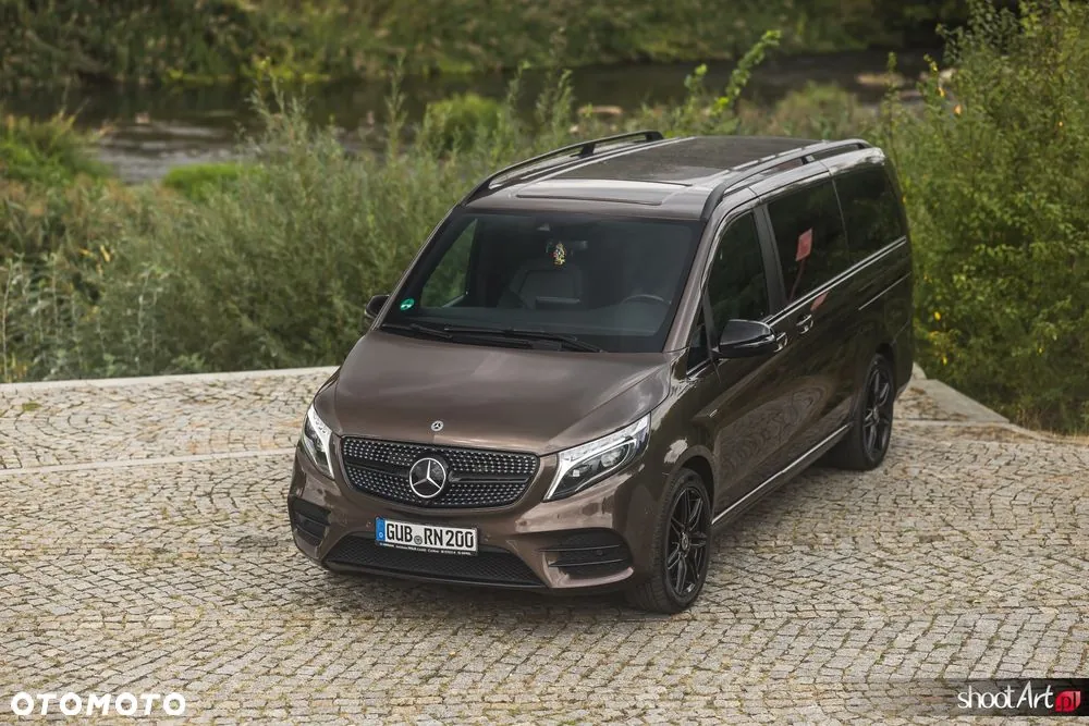 Mercedes-Benz V-Class