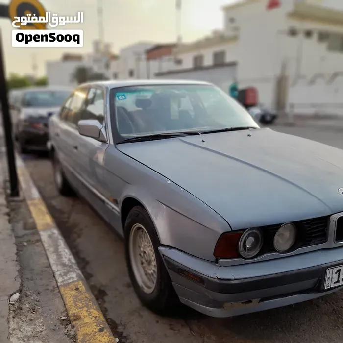 BMW 5 Series 1990 photo 2