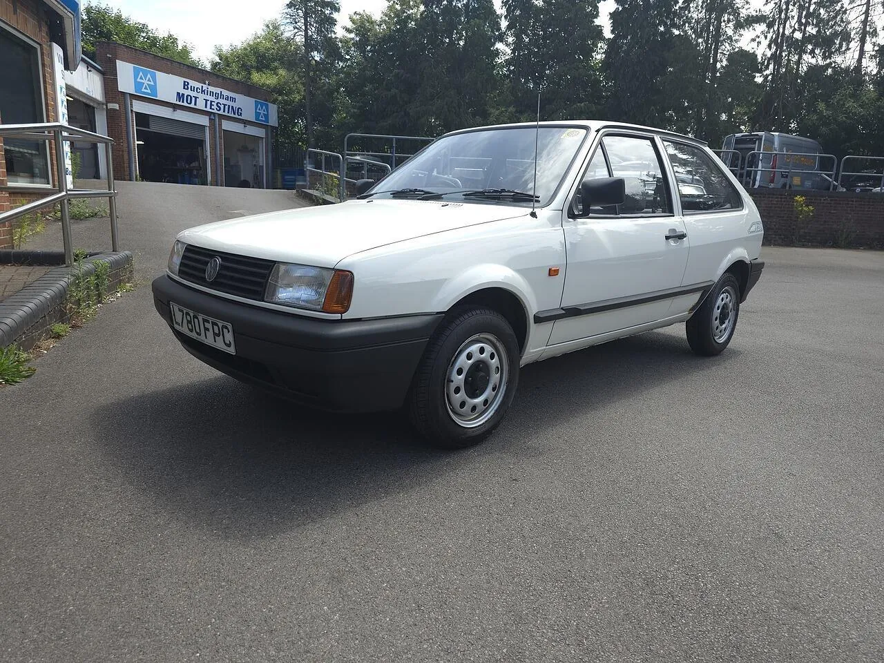 Volkswagen Polo 1994 photo 3
