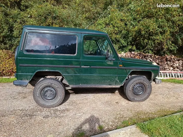 Mercedes-Benz 300 1987 photo 3