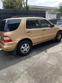 Mercedes-Benz 320 2002 photo 2