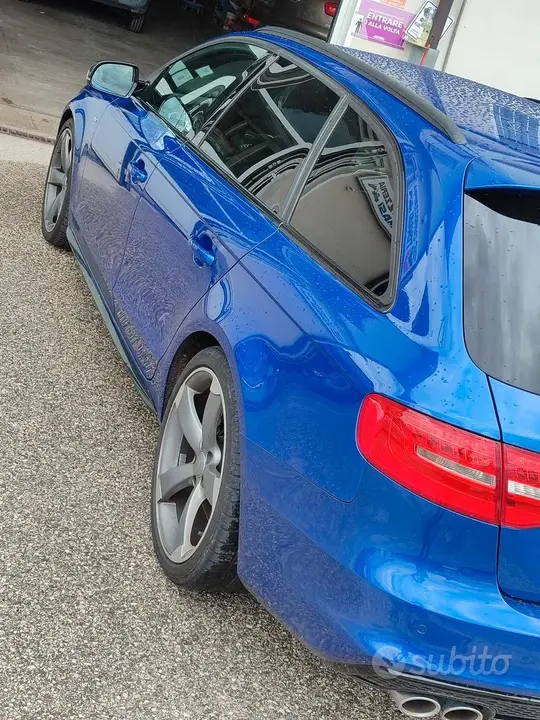 Audi A4 2015 photo 5