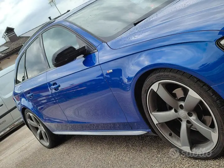 Audi A4 2015 photo 2