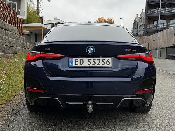 BMW I4 2022 photo 5