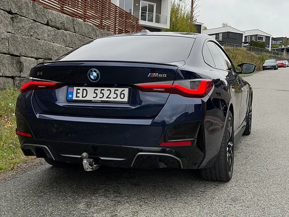 BMW I4 2022 photo 4