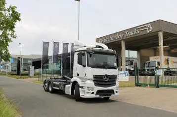 Mercedes-Benz 2543