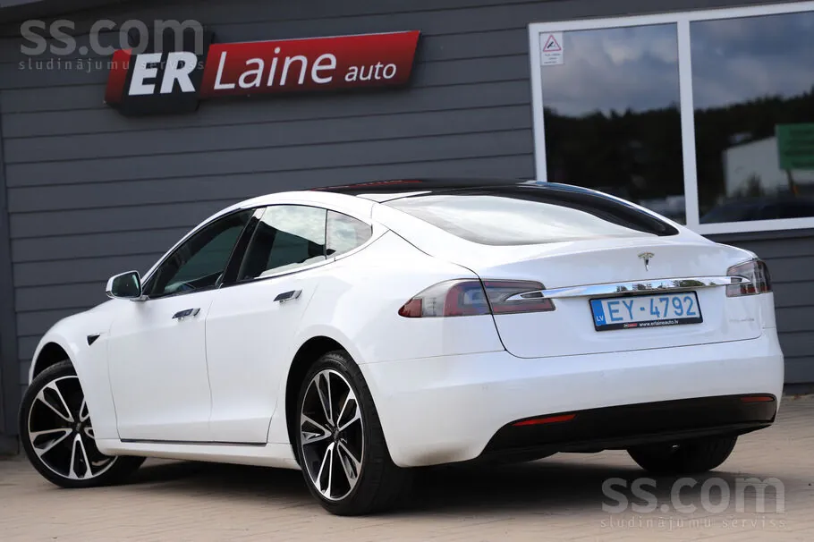Tesla Model S 2020 photo 4