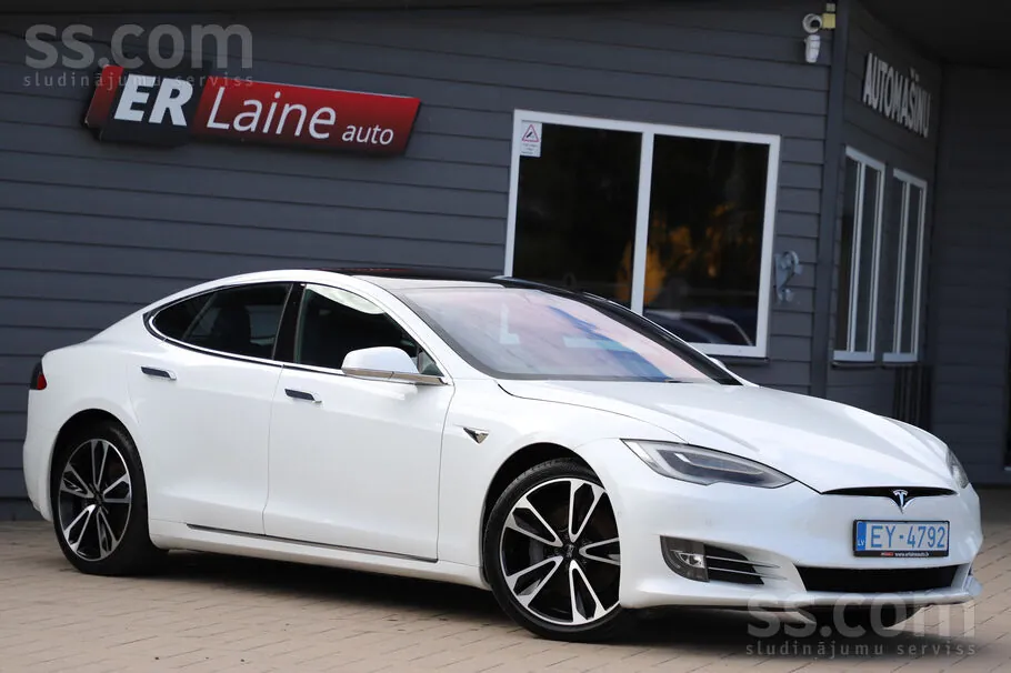 Tesla Model S 2020 photo 5