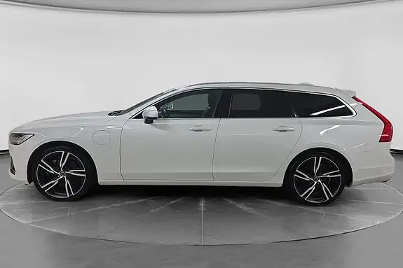 Volvo V90 2018 photo 2