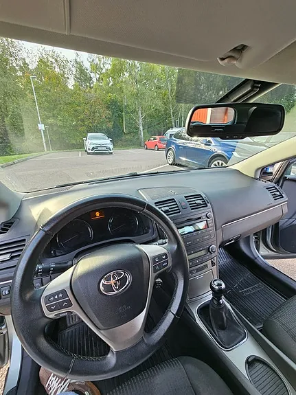 Toyota Avensis 2009 photo 3