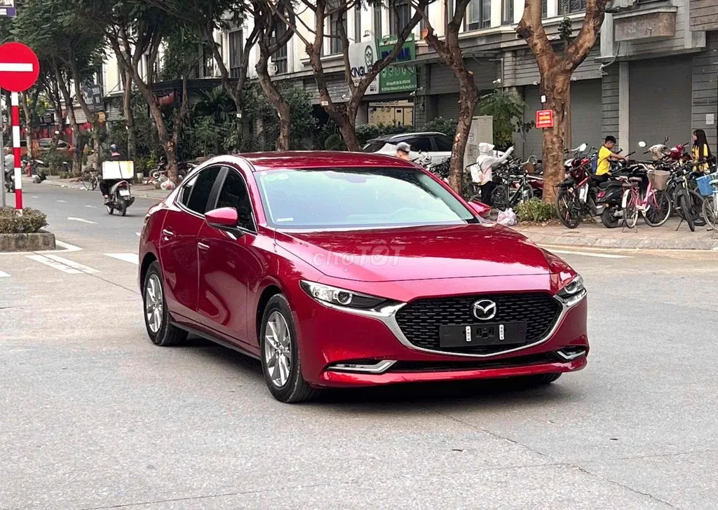 Mazda 3 2024 photo 2