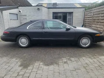 Lincoln Mark 8