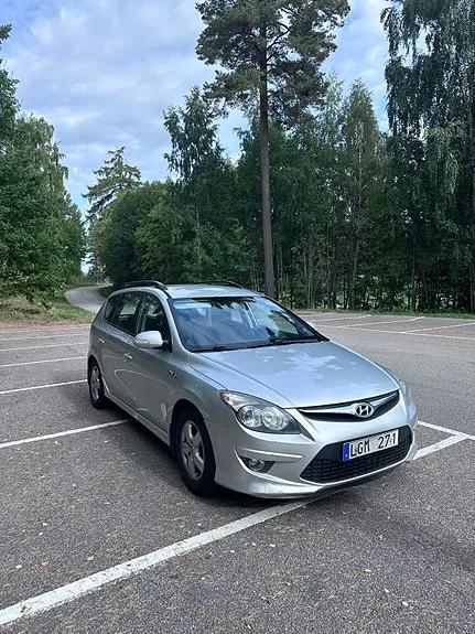 Hyundai I30 2011 photo 2