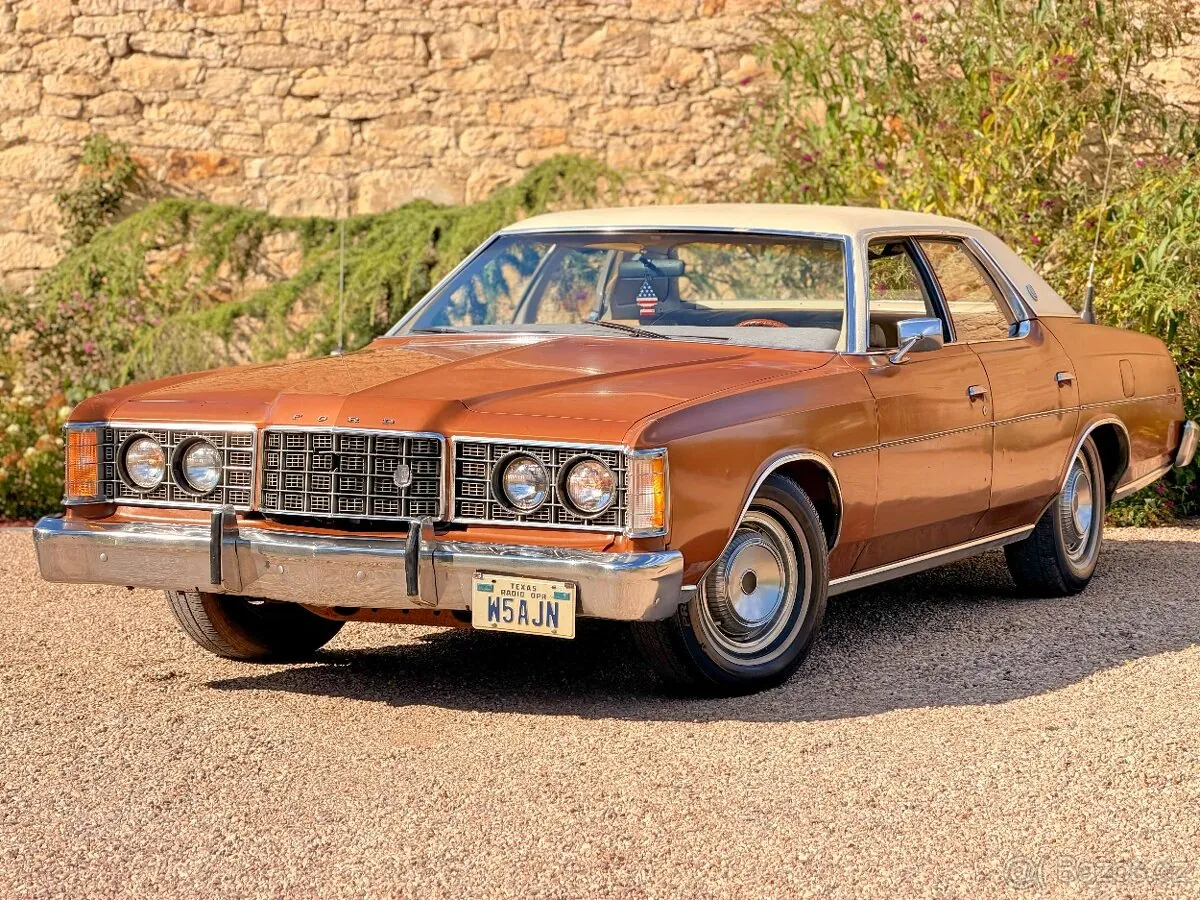 Ford 0 1973 photo 3