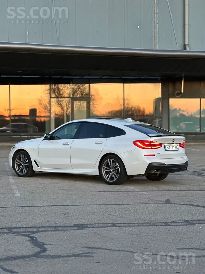 BMW 630 Gran Turismo 2017 photo 4